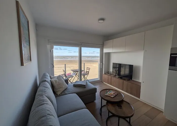 Zeezicht Met Aparte Slaaphoek Apartment